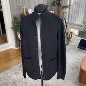 Banana Republic - Black Woolo Cardigan - M